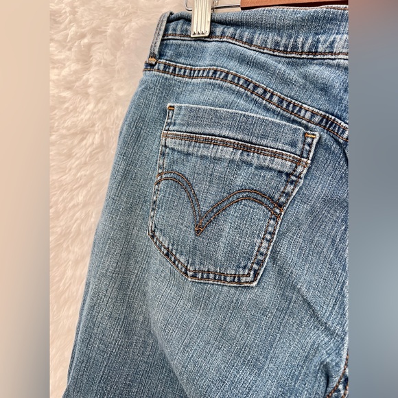 Levi’s 515 Bermuda Denim Cuffed Shorts size 8 - Picture 6 of 13